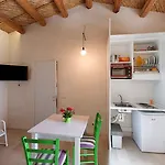 Θέρετρο Stacci Rural 4*